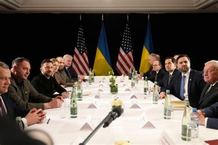 
Russia calls on Kiev to return to negotiations: Putin 