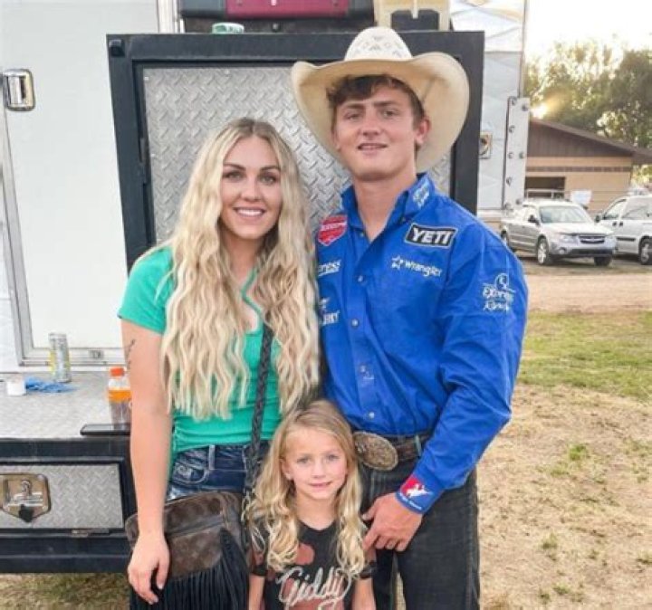 Ryder Wright Wife Cheyenne Wright Is The Owner Of A Boutique In Utah