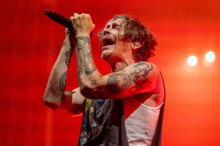 
Samantha Marie Olit’s wiki bio. Who’s Chester Bennington’s ex-wife? 