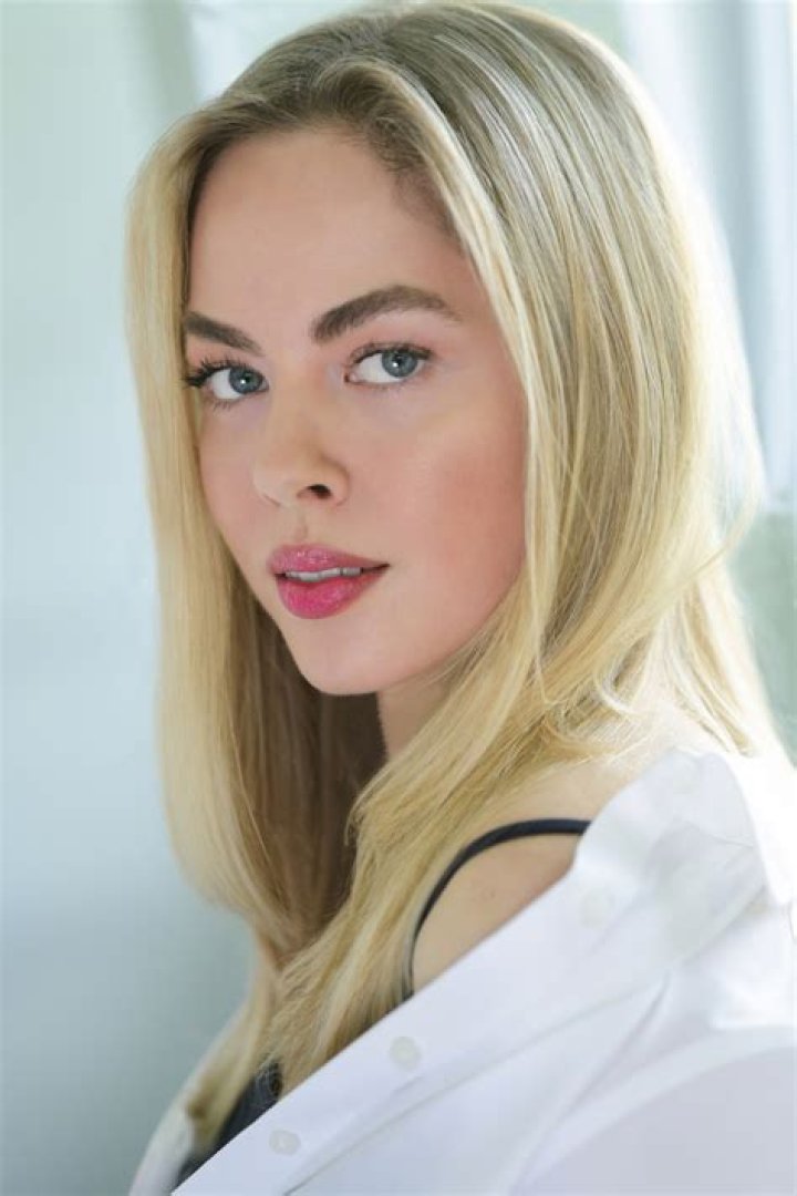 Sarah Dugdale Wiki, Age, Boyfriend, Height, Family & Net worth