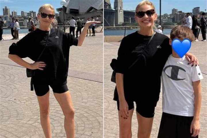 Sarah Michelle Gellar and Freddie Prinze Jr. share rare family photos from a trip to Hawaii