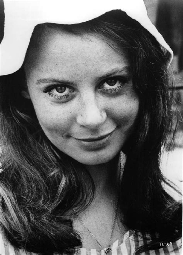 Sarah Miles Biography - Facts, Childhood, Family Life & Achievements