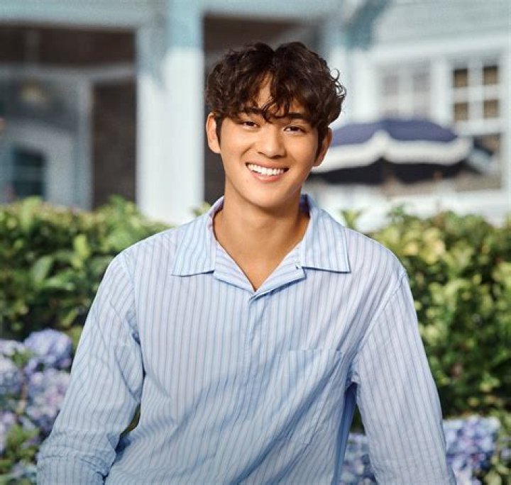 Sean Kaufman Wiki, Age, Girlfriend, Height, Parents, Net Worth & More