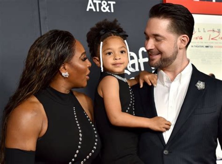 Serena Williams’ Daughter Confuses A Tampon For A Toy And Serena Has The Perfect Reaction