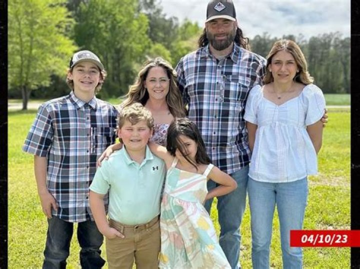 Sheriff’s Department Calls Jenelle Evans’ Husband David Eason Is The Most Dangerous Man But Won’t Arrest Him