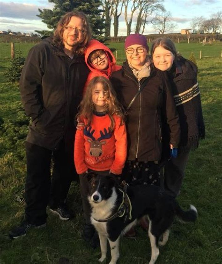 Simon Maxwell: Meet Melanie Clark Pullen husband