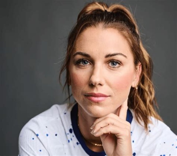 Soccer Star Alex Morgan Shares Swimsuit Video From San Diego — Celebwell