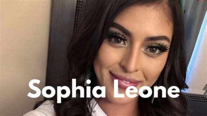 Sophia Leone Biography, age, height, husband, OnlyFans, leaks, videos, pictures, Twitter