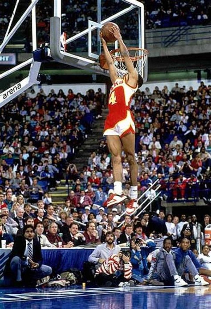 Spud Webb Biography - Facts, Childhood, Family Life & Achievements
