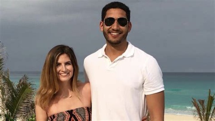 
Stephan Vigier Hockey Player: Is Kaitlyn Lawes Married? Wedding & Net Worth 