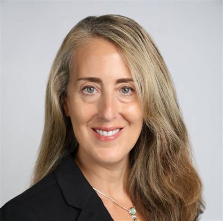 Dr. Stephanie (Segall) Bernstein, MD – Winchester, MA