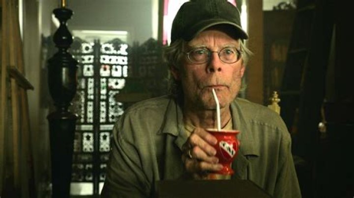 Stephen King dusts off an old meme to weigh in on George Santos