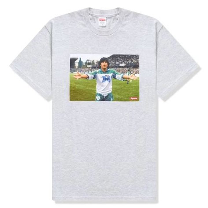 
Steve Hodge Net Worth Is Up By 7 Million After Selling Maradona T Shirt, Here Is How Much He Has Now 
