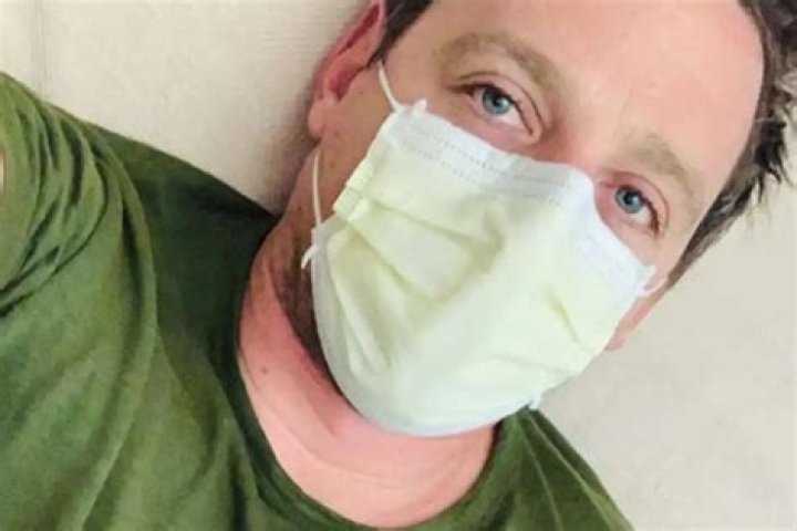 Sturgill Simpson Tests Positive For COVID-19 One Month After He First Started Showing Symptoms