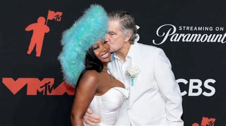 Summer Walker Has Fans Talking Following The Latest Message About Her Man