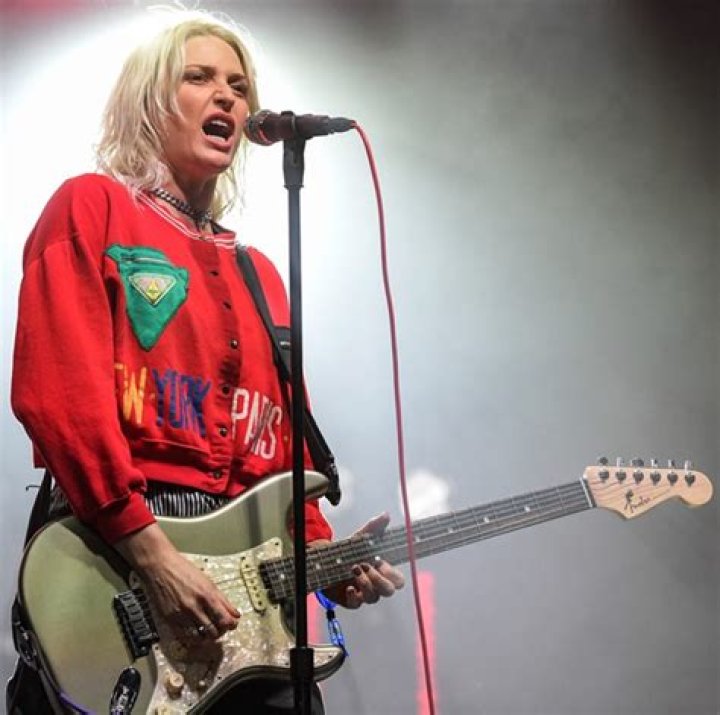 Suzy Armstrong Height, Weight, Net Worth, Age, Birthday, Wikipedia, Who, Nationality, Biography