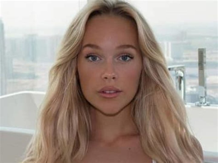 
Swealife – Estelle Berglin Height, Weight, Net Worth, Age, Birthday, Wikipedia, Who, Nationality, Biography 