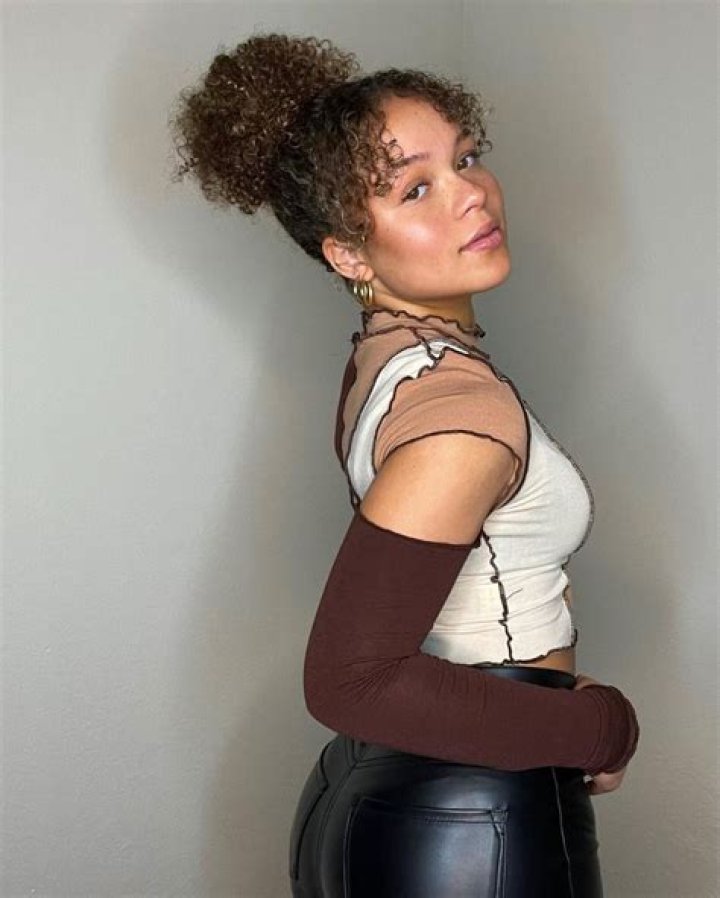 Tahani Anderson Biography - Facts, Childhood, Family Life & Achievements