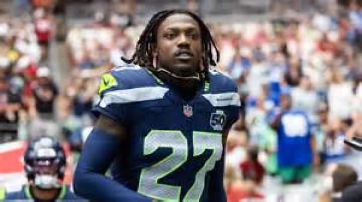 Does Tariq Woolen have a girlfriend?