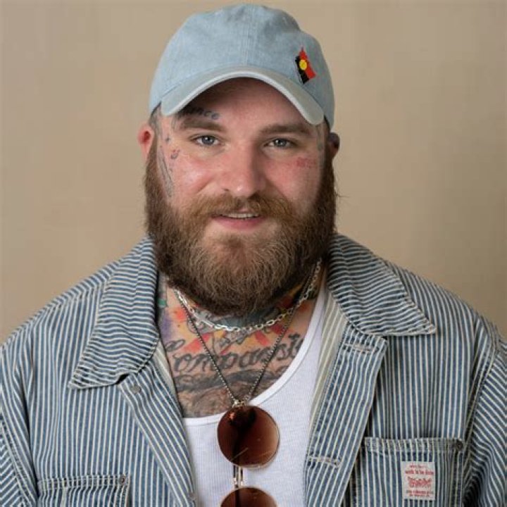 Teddy Sears Age, Weight, Height, Measurements