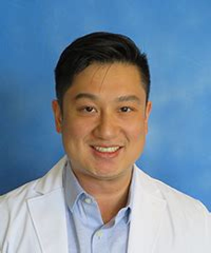Dr. Teng Hsu, MD – East Patchogue, NY