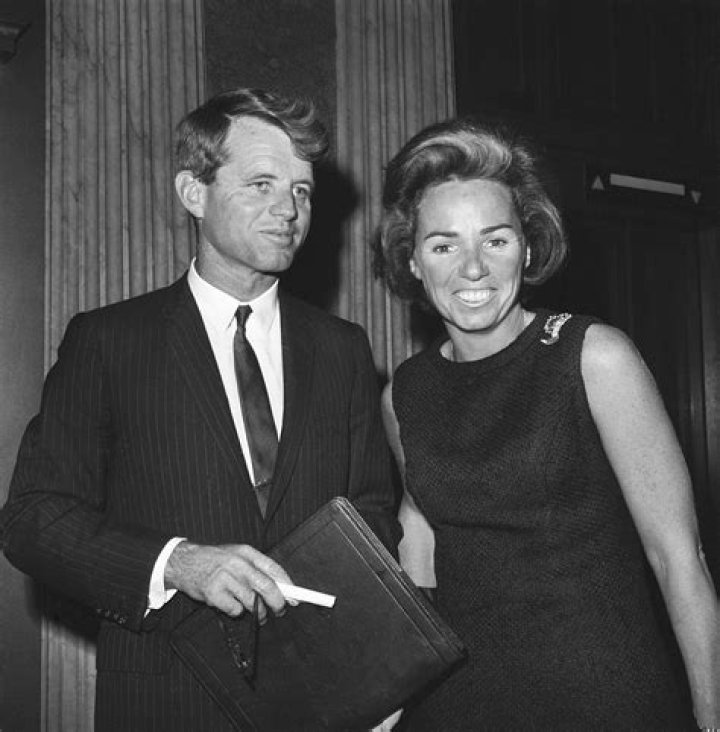 
Terry Kennedy Wife Sarah Kennedy Age, Birthday, Wikipedia, Who, Nationality, Biography 