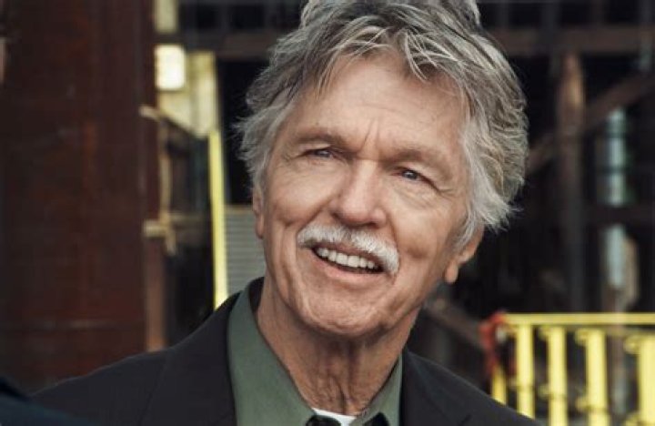 Tom Skerritt Biography - Facts, Childhood, Family Life of Actor