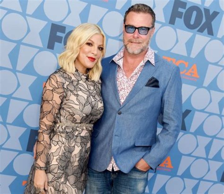 Tori Spelling And Husband Dean McDermott Reportedly Feuding Over Baby Number 6 Amid Financial Woes