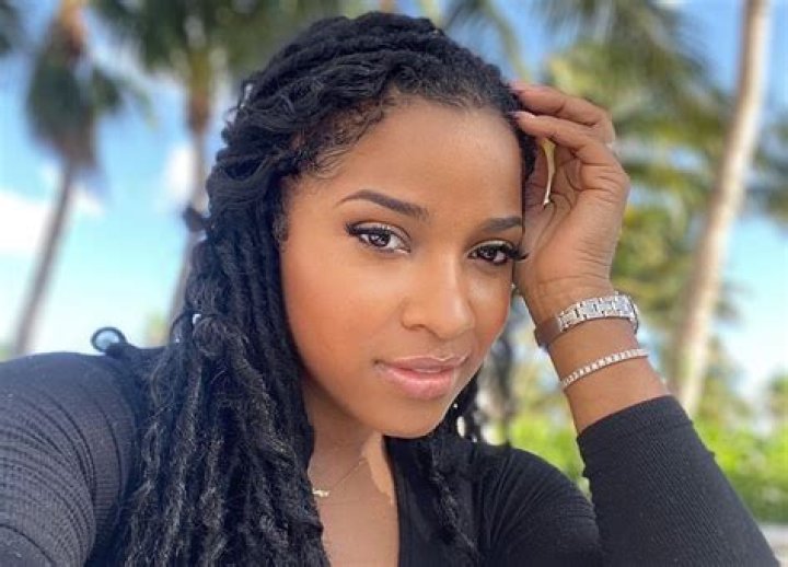Toya Wright Shares Perfect Self-Isolation Photos Without Makeup Accompanied By Robert Rushing That Have Fans Asking If She Is Pregnant With Baby Number 3