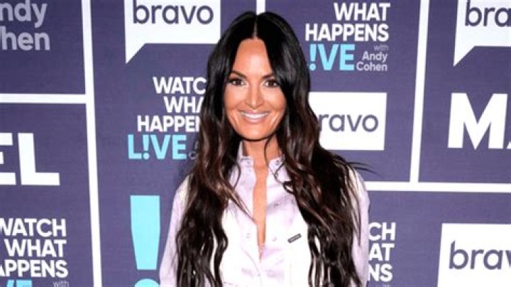 ‘Triggered by her circumstances’: Lisa Barlow responds to ‘Real Housewives of Salt Lake City’ co-star’s claims about her marriage