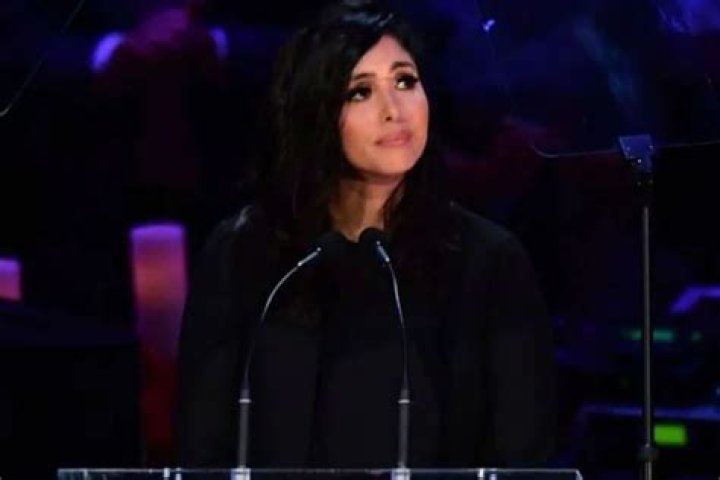 Vanessa Bryant Reveals During Kobe’s Eulogy That He Gifted Her The Iconic Blue Dress From The Notebook – ‘We Really Had An Amazing Love Story’