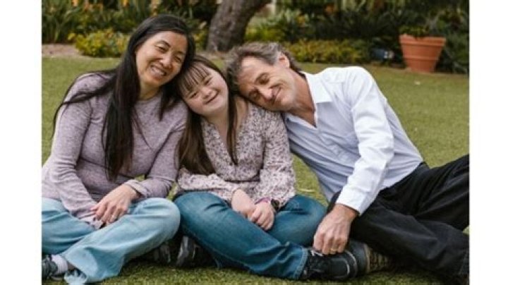 Victoria Pedretti family, husband , children, parents, siblings