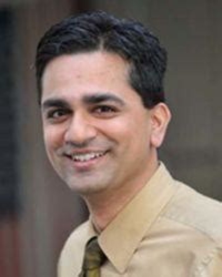 Dr. Vikas Tewari, MD – Raynham, MA