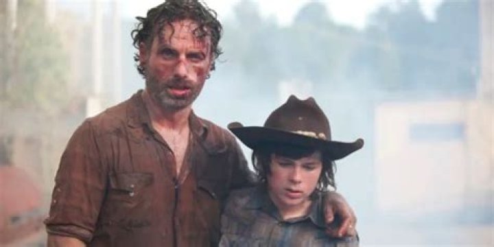The Walking Dead Season Finale Review: “Welcome to the Tombs” (Season 3, Episode 16)