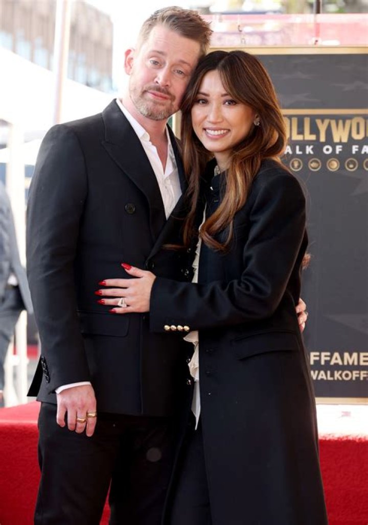 What happened to Brenda Song and Trace Cyrus? – Celebrity