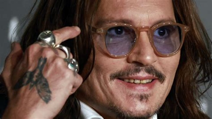 What happened to Johnny Depp’s teeth?