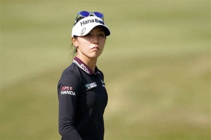 What is wrong with Lydia Ko? Did Lydia Ko have her teeth fixed?