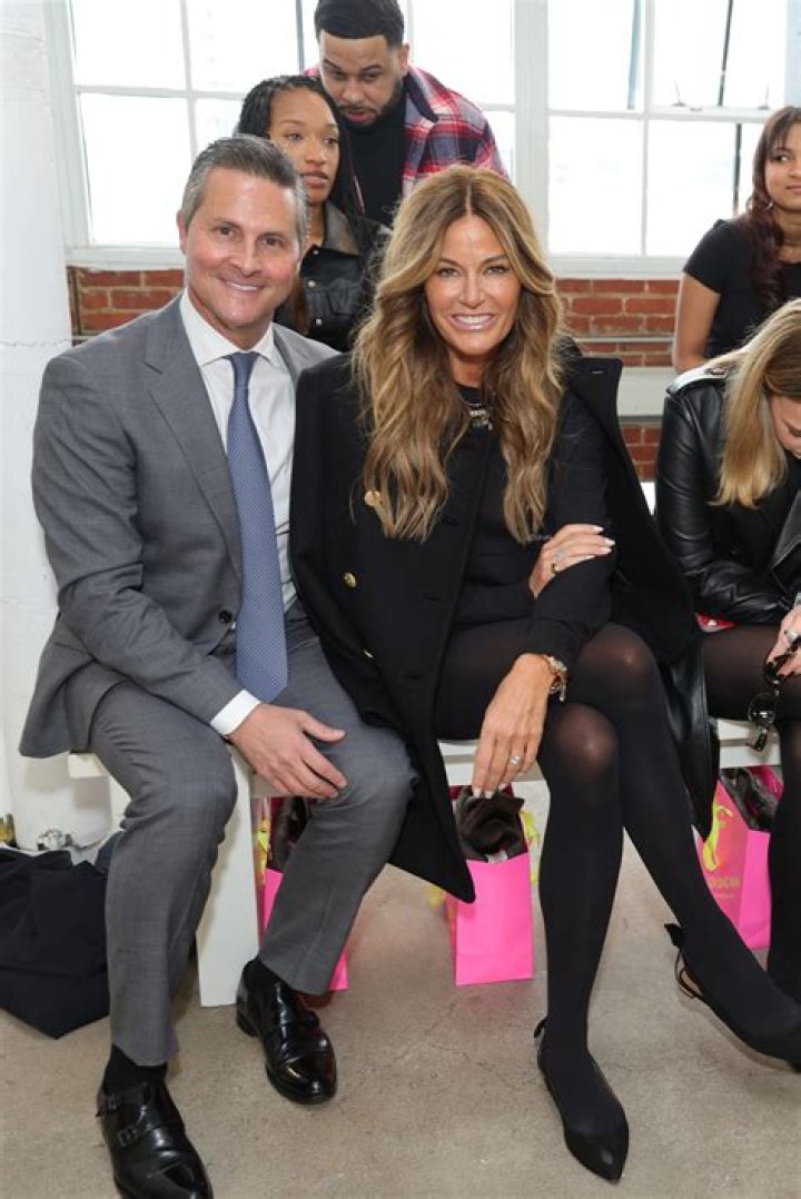 Where did Kelly Killoren Bensimon go to high school?