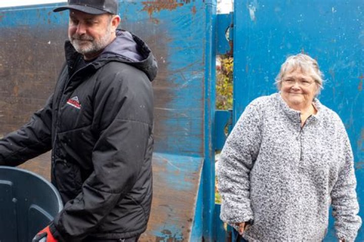 Where Does Sherry From Hoarders Live? – Celebrity