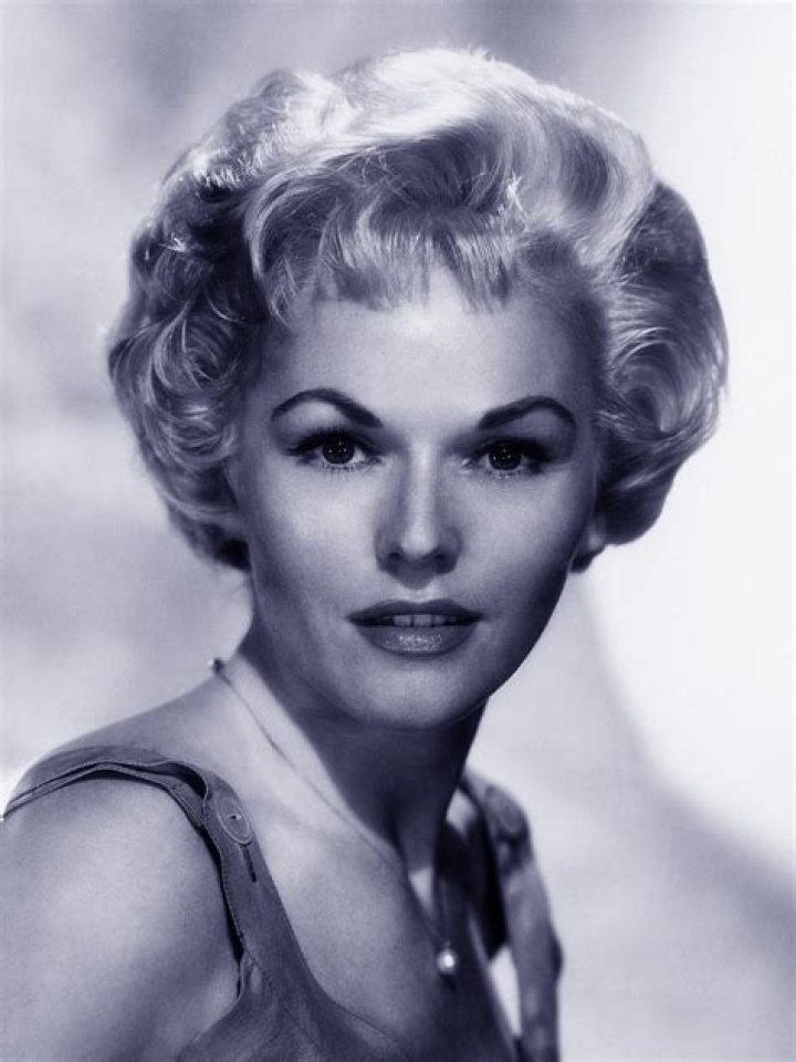 Whitney Blake Biography - Facts, Childhood, Family Life & Achievements