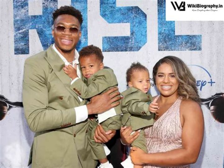 
Who are Kostas Antetokounmpos Parents? Kostas Antetokounmpo Biography, Parents Name, Nationality and More 