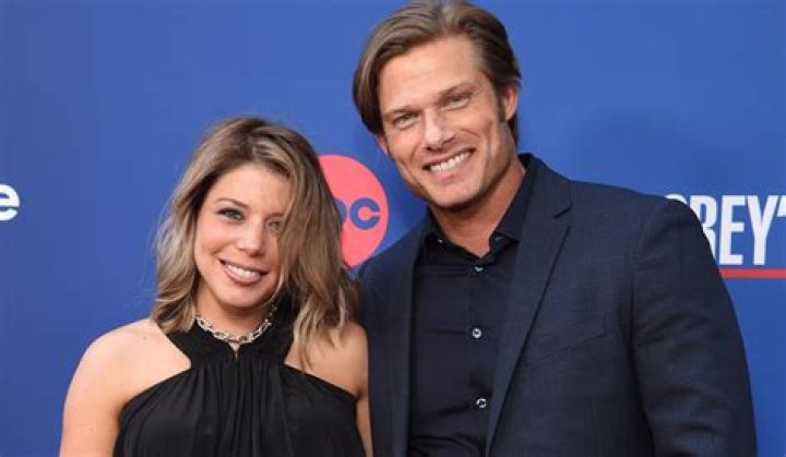 Who Is Arielle Goldrath? Kevin Mckidd Sparks Divorce Rumors With Wife and Starts Dating A New Girlfriend