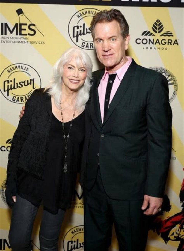 Who is Emmylou Harris husband Paul Kennerley?