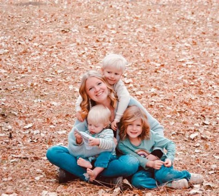 Who is Im Sung-jae mother Kim Mi? Bio, age, career, family, net worth