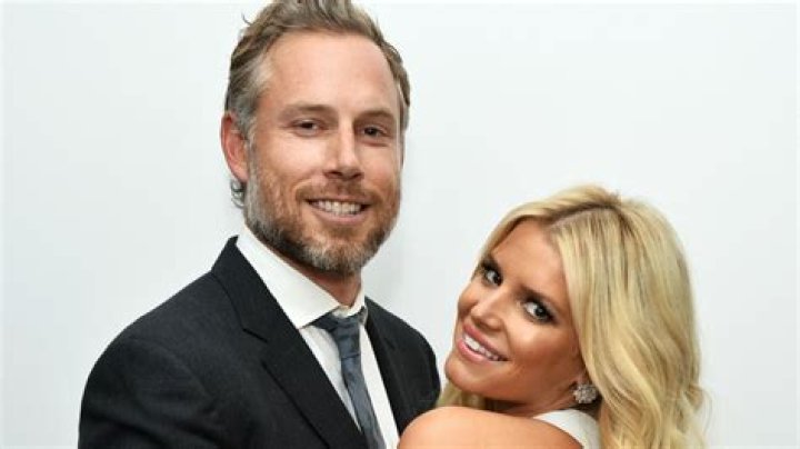 Who is Jessica Simpson husband Eric Johnson?