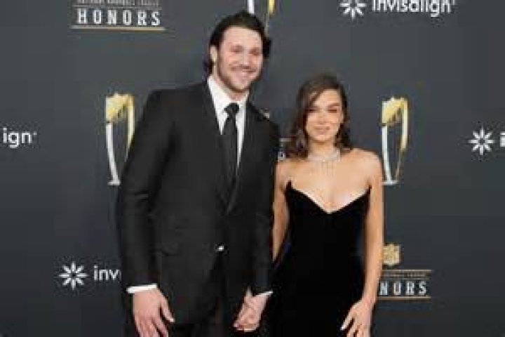 
Who Is Josh Kelly Wife’s Remy Kelly? Meet The Lovely Family Of The Boxer 