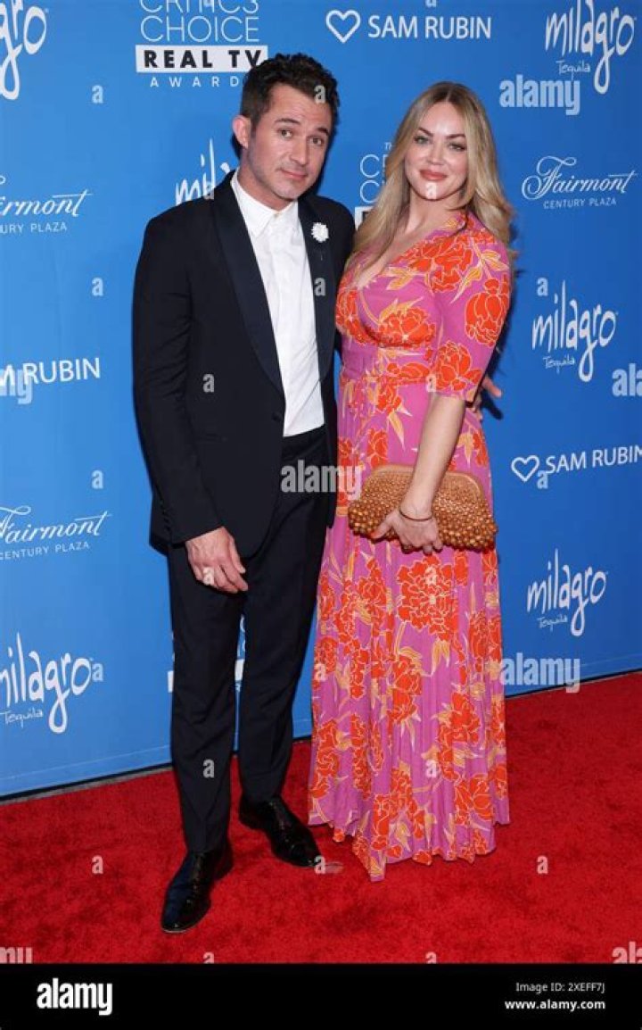 
Who Is Justin Willman’s Wife Jillian Sipkins? Meet The Lovely Couple With Their Son 