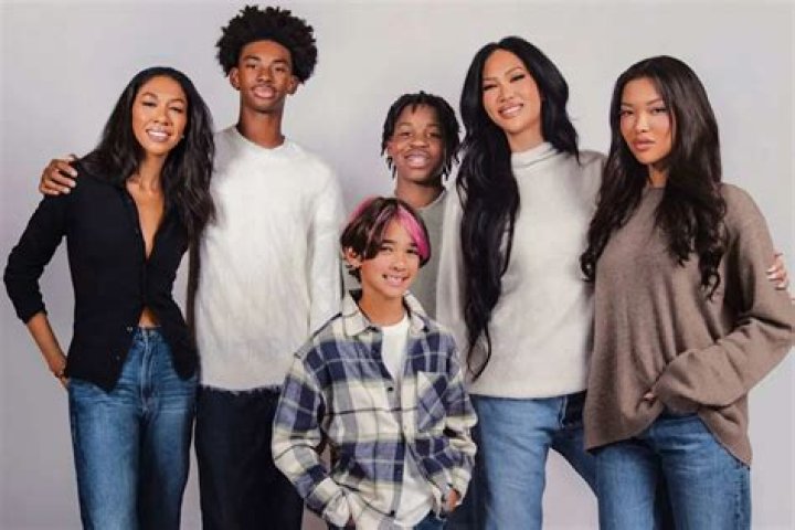 Who Is Lowell Melser Wife Aly? Family Kids And Net Worth