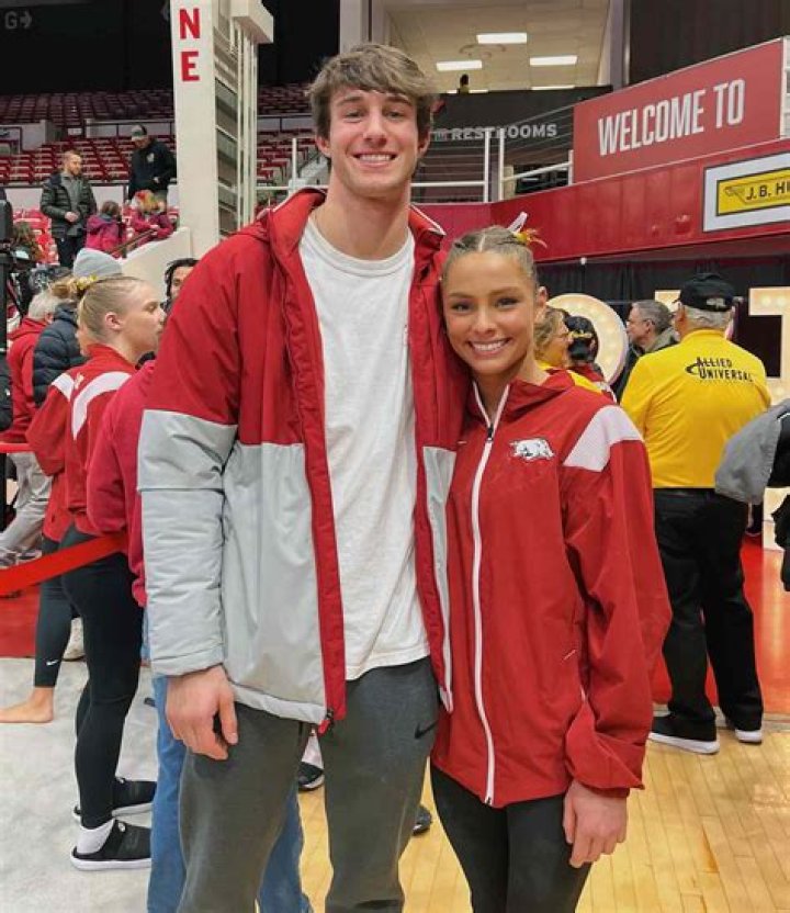 Who is Mary Lou Retton's daughter Emma Jean Kelley? Gymnast's Bio, age, boyfriend, college, IG, net worth