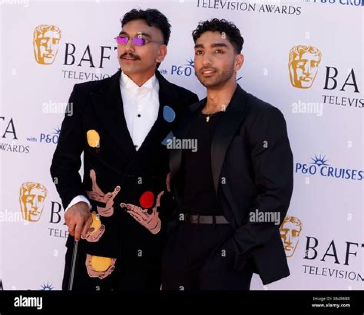 
Who Is Mawaan Rizwan’s Partner? Gay Rumors And Speculation Tweets On Internet 